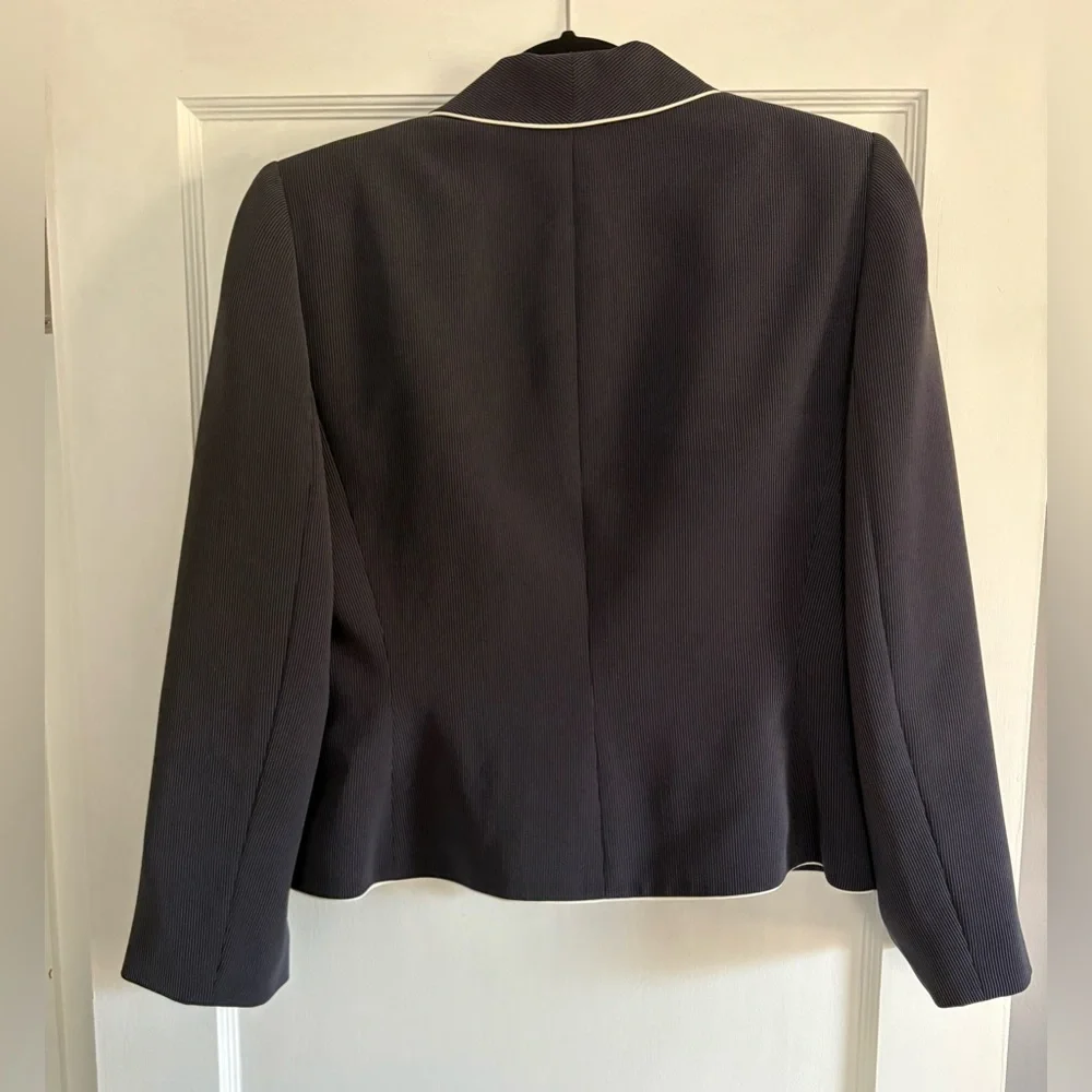 Tahari ASL Navy Blazer with White Piping and Matching Tank Top Size 14 Petite